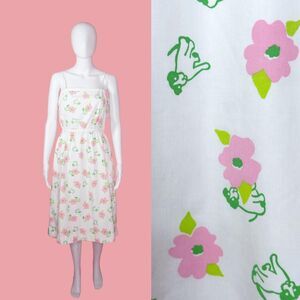 1970sTHE VESTED GENTRESS Hand Screen Printed Puppy Floral Print Dress. SM. AS IS